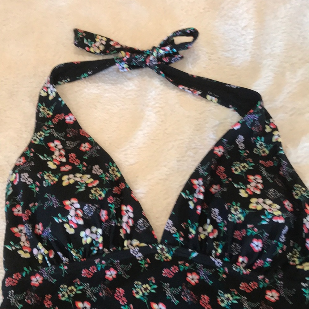 GAP Swimsuit GREAT CONDITION! - Picture 2 of 6